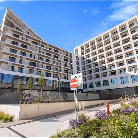 Cozy In Downtown Apartman