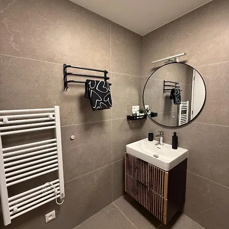 Lägenhet Cozy In Downtown